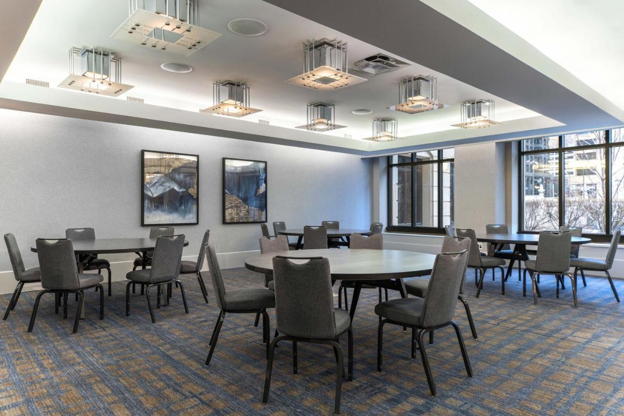 The Westin Chicago River North Экстерьер фото